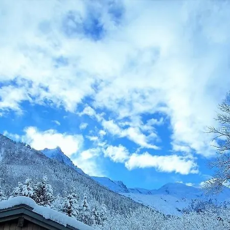 White Pearl Vue Mont Blanc *