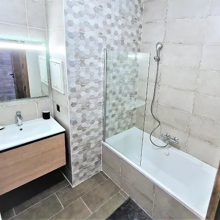 White Pearl Vue Mont Blanc *