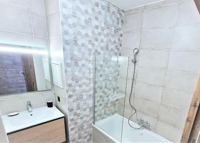 White Pearl Vue Mont Blanc Apartment *