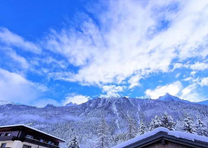 White Pearl Vue Mont Blanc